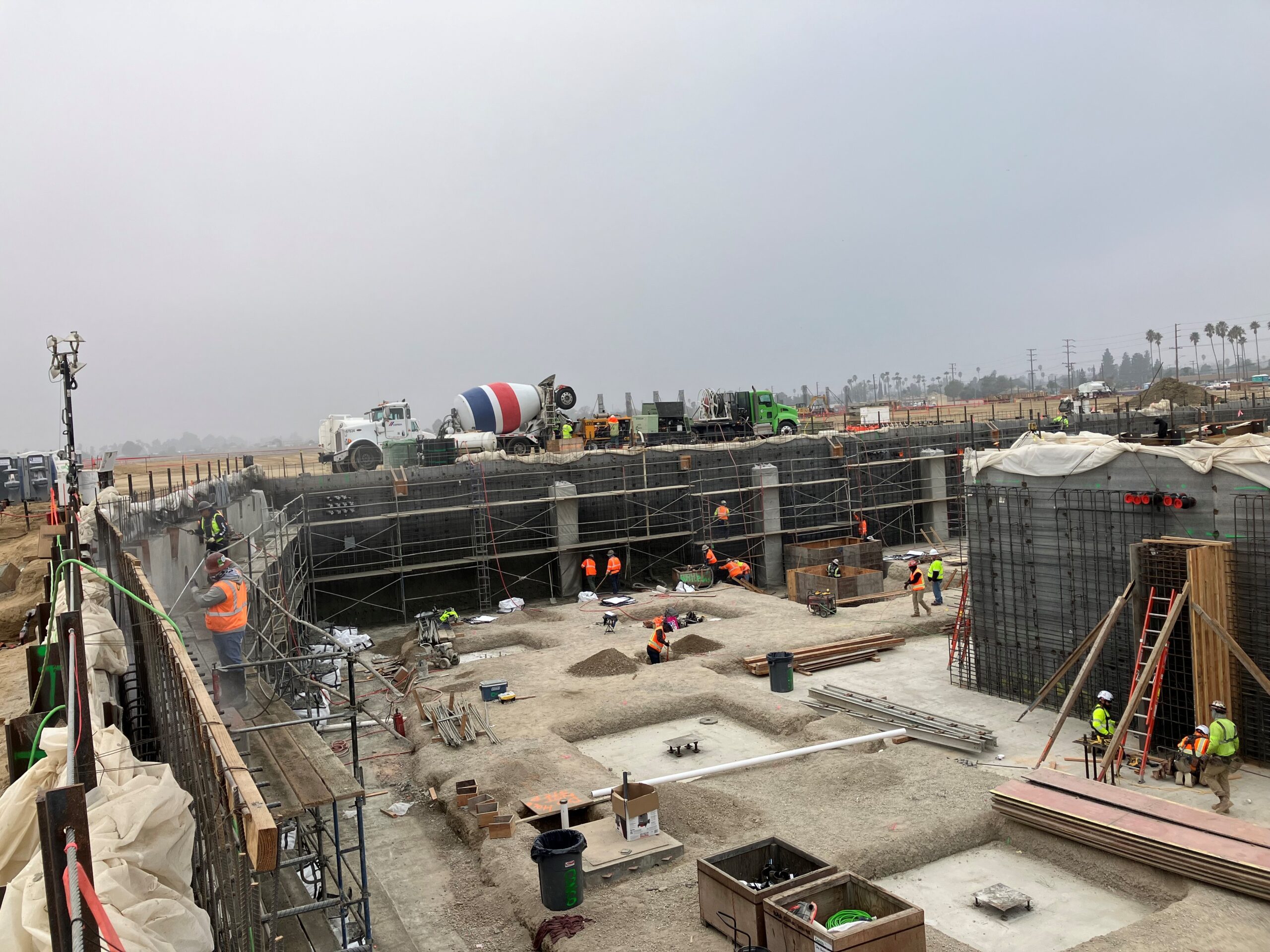 https://www.conconow.com/wp-content/uploads/2025/09/2-Shotcrete-Operation-scaled.jpg